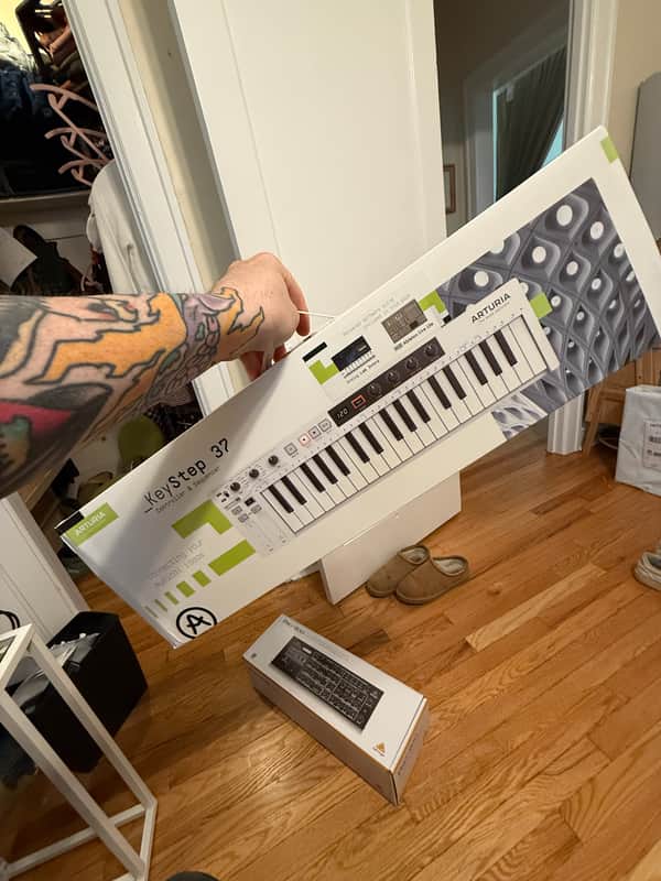 Arturia KeyStep 37 MIDI Controller 2021 image 1