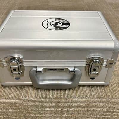 Shure KSM44 Large Diaphragm, Side Address, Condenser Microphone w/ Case, Shockmount, Excellent Condition image 10