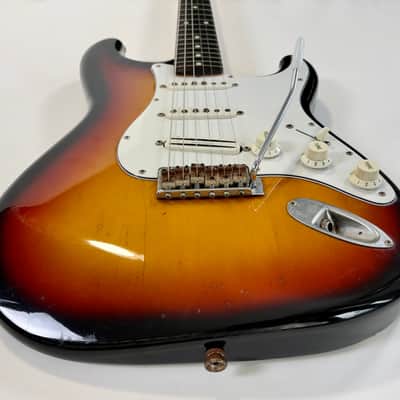 Fender Stratocaster ST-62 crafted in Japan 2004-2005 Sunburst image 5