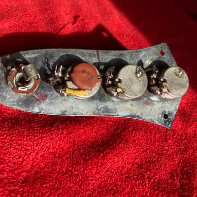 Fender original Jazz Bass complete electronics/knobs/plate 1966 image 9