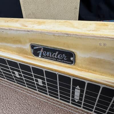 1962 Fender Deluxe 8-String Lap Steel w/OHSC, Hang Tags, Accessories image 2