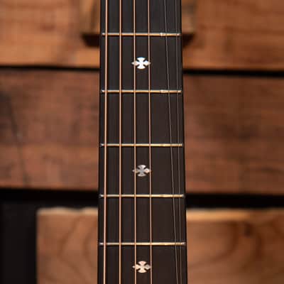 Taylor 310ce-LTD, 2001 image 9