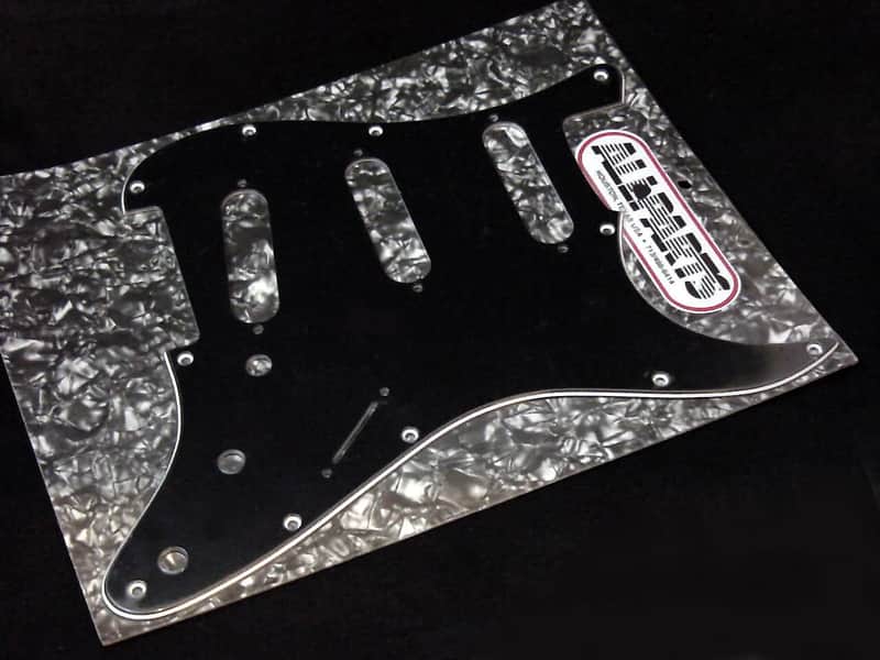 Allparts PG 0552-033 11-Hole Stratocaster Pickguard image 1