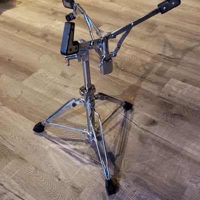 Used Pearl Heavy Duty Snare Drum Stand image 1
