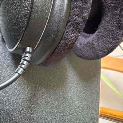 Beyerdynamic DT 770 Pro 250 Ohm 2010s - Black image 2
