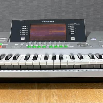 Yamaha Tyros 2 Silver Digital Workstation Keyboard, Retro Vintage Synth, Synthesiser 2005 image 9