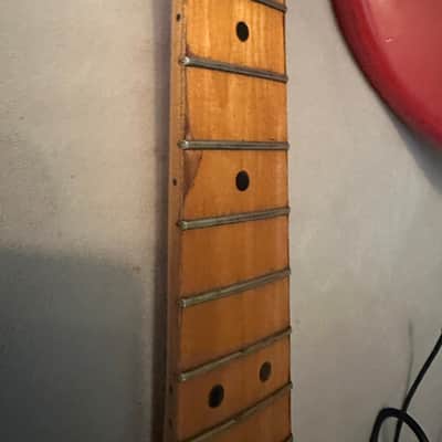 Fender Stratocaster 1981-1985 - Repaint fiesta red (mediocre) image 3