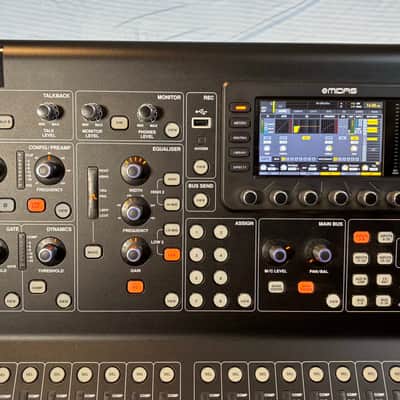 Midas M32R LIVE Digital Mixing Console 2018 - Present - Black image 9