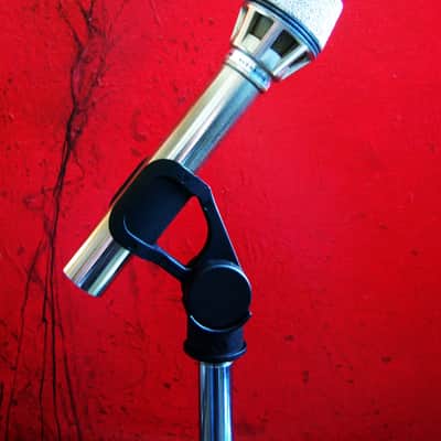 Vintage 1970's AKG D190E dynamic cardioid microphone w mic clip Low Z 280 OHMS D1000E # 1 image 9