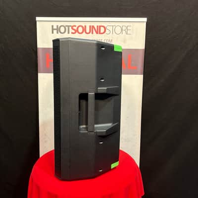 Mackie Thrash 215 active 15" PA speaker B-Stock image 4