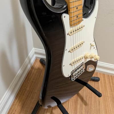 Fender Player II Stratocaster 2024 - Present - Black with White Pickguard image 2