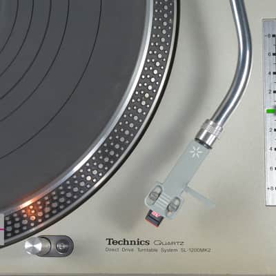 Technics SL-1200MK2-A Silver Direct Drive DJ Turntable in Good condition image 20