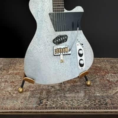 Tao Guitars T-Bucket. 2021 - Korina w/ 25.5" scale lentgh and hiddenn neck Pickup.) NEW, Authorized Dealer) image 7