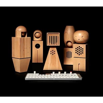teenage engineering  CH-8 Gisela Wooden Choir Doll - Mezzo Soprano 2024 - Natural Woodgrain image 3