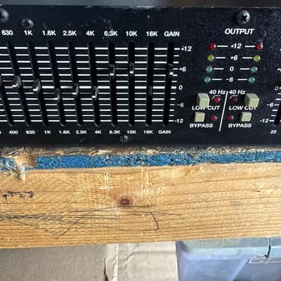 Peavey Q215 Stereo Graphic Equalizer 1997 - Black image 4