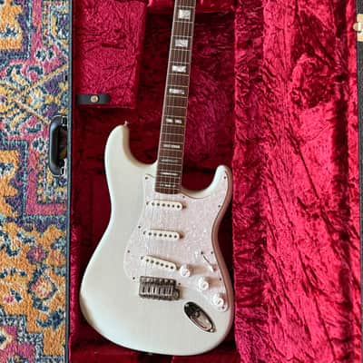 Fender Kenny Wayne Shepherd Signature Stratocaster 2020 - Present - Transparent Faded Sonic Blue image 9