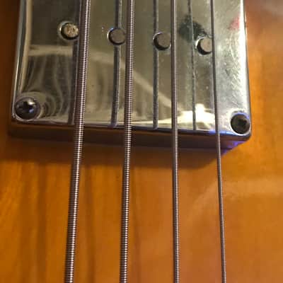 Vintage Ventura  Semi-hollow body bass guitar 335 copy 60’s-70’s Sunburst image 4