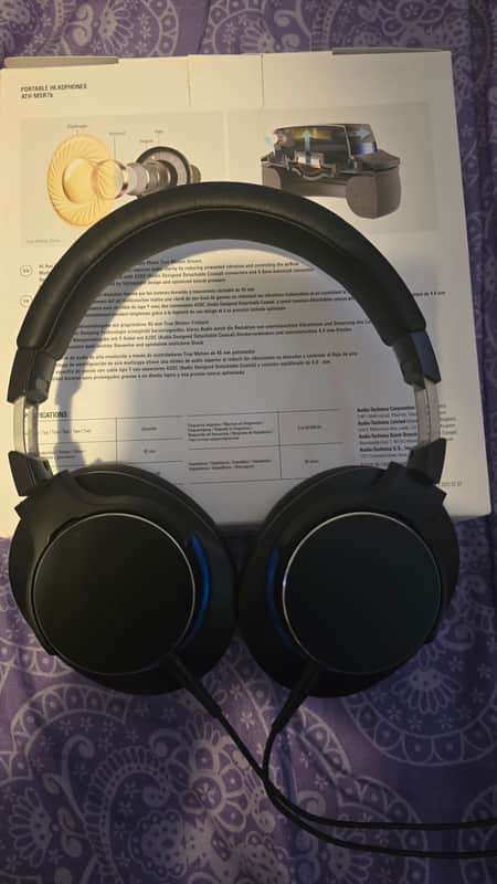 Audio-Technica ATH-MSR7-BBK Over-Ear High-Resolution Headphones 2021 Black and Blue balanced Dynamic 5 to 50,000Hz 36ohms image 1
