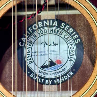 Excellent Fender California Series Villager 12-String + Fender Gig Bag, Aged Natural image 12