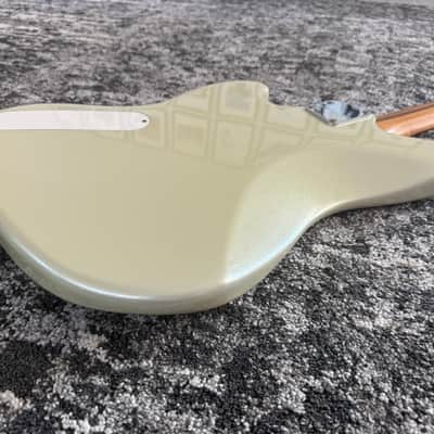 Fender Alternate Reality Powercaster 2018 White Opal Pau Ferro Fretboard Guitar image 15