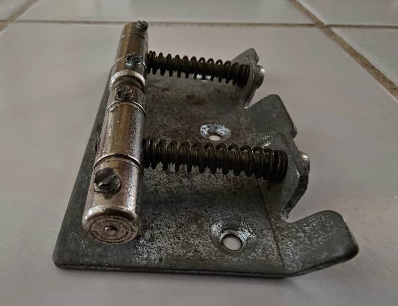 Teisco Bridge / Neck Plate 60's - Chrome image 1