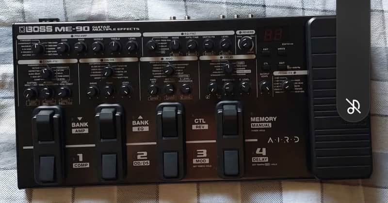 Boss ME-90 Guitar Multiple Effects 2023 - Present - Black image 1