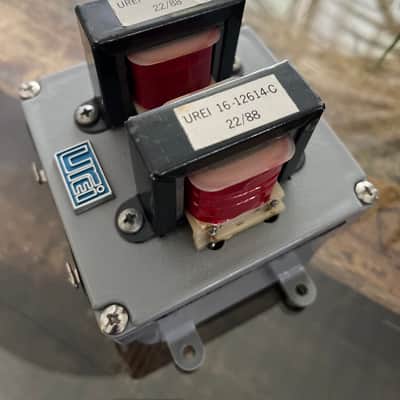 Urei Transformer color box image 2