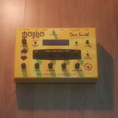 Dave Smith Instruments Mopho Desktop Monophonic Synthesizer 2008 - 2016 - Yellow