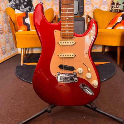 G&L G&L Legacy Strat Candy Apple Red "Matched Headstock" inkl. Case 1999–2010 - Candy Apple Red image 4