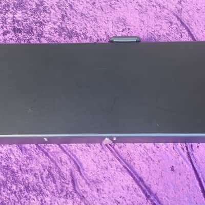 B.C. Rich Mockingbird Bass or guitar form fit hard case * best protection for your Mockingbird Bass * very hard to find! excellent NOS condition/just a few scratches visible *RC-6* image 8