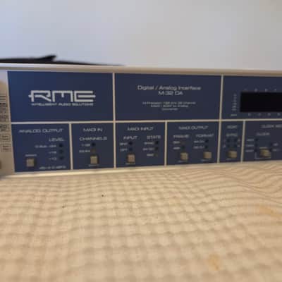 RME M-32 DA Hi-Precision 192kHz 32-Channel MADI / ADAT to Analog Converter 2010s - Blue image 3