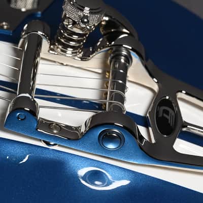 Duesenberg Starplayer TV Mike Campbell - Blue & White image 8