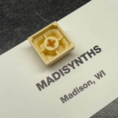 ORIGINAL Roland Button Cap (12479705) for MSQ-700, MC-4 image 2