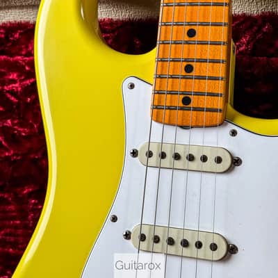 2016 Fender 69 Strat Closet Classic Yellow image 5