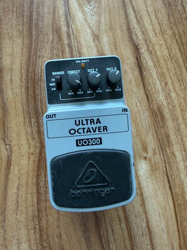 Behringer UO300 Ultra Octaver 3-Mode Octave Pedal