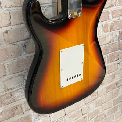 Aria Pro II STG-003 Electric Guitar - 3 Tone Sunburst image 4