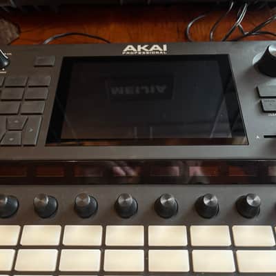Akai Force Standalone Music Production / DJ Performance System 2019 - Black +BONUS CASE +DECK SAVER image 4