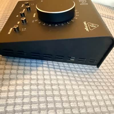 Behringer STUDIO M Passive Studio Monitor Controller (Demo Deal) image 3
