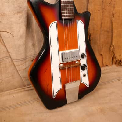 Airline Jetson's One Pickup Solid Body 1960's Redburst image 6