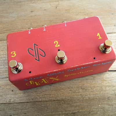 dpFX Pedals - 3 Loop Effects switcher, True-Bypass looper image 3