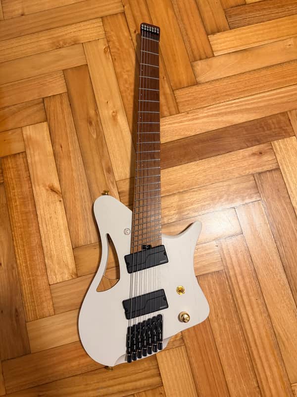 Omne Vetus 7 2026 - White image 1