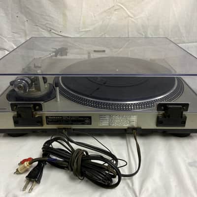 Technics SL-1600 MK2 Direct Drive Automatic Turntable image 10