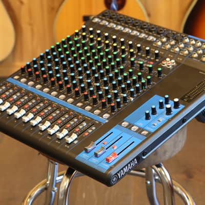 Yamaha MG16 16 Channel Analog Mixer 2014 - Present - Black image 3