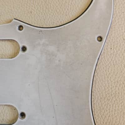 Fender Stratocaster Aged Relic 3 ply Pickguard White 62 59-62 image 3