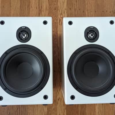 NHT AudioCenter-1 Center Channel Speaker | Reverb