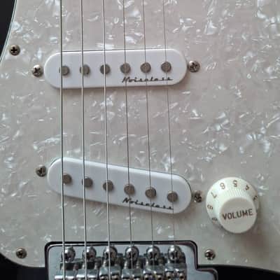 Fender Standard stratocaster 1995 - Black image 2