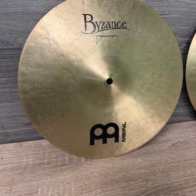 Meinl Cymbals Byzance Traditional Medium Hi-hat Cymbals - 14 inch #3185 image 3