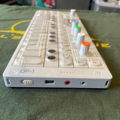 Teenage Engineering OP-1 Portable Synthesizer Workstation 2011 - Present - White image 2
