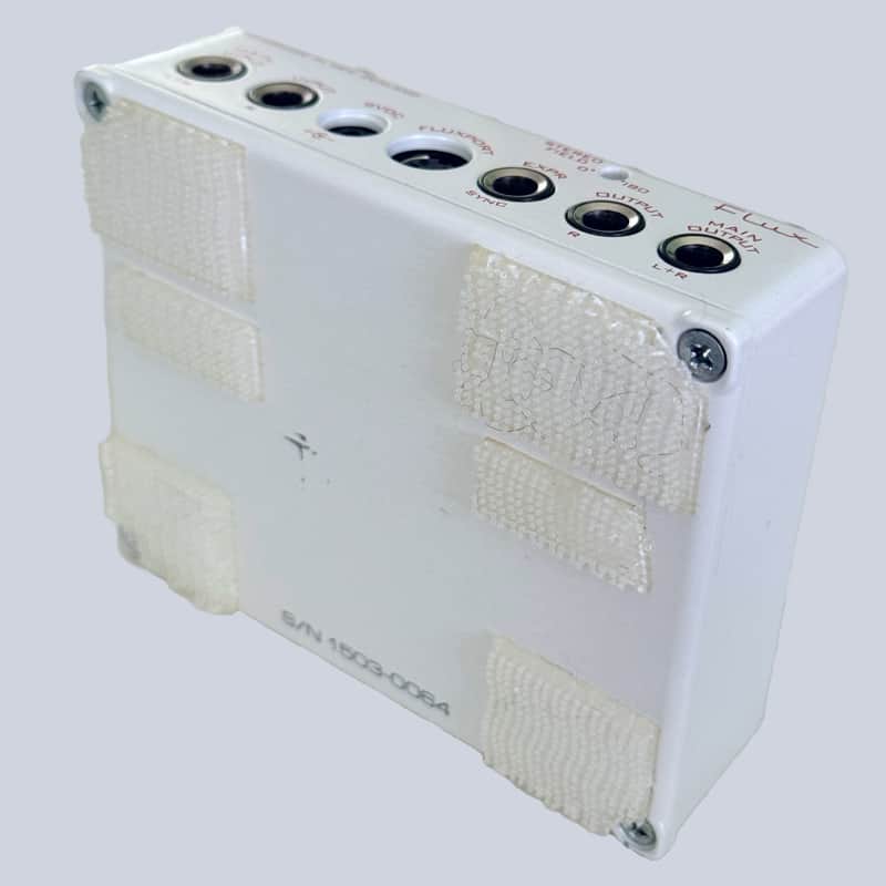 Flux Effects Liquid Tremolo Current - White | Reverb