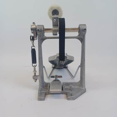 Yamaha Professional Model#FP6110A Foot Bass Drum Pedal Strap Drive Single Spring image 3
